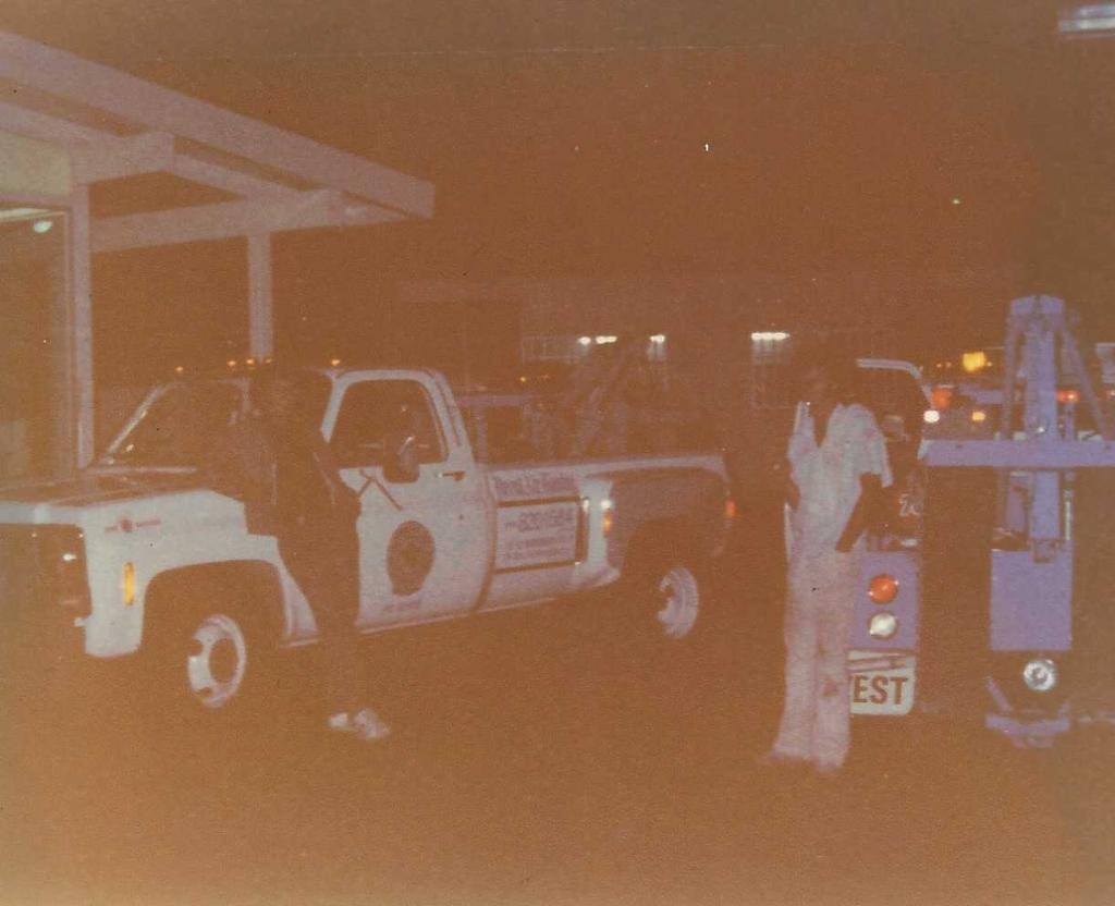 170 Tango and crew standing by at Jim's Shell Los Angeles 1979